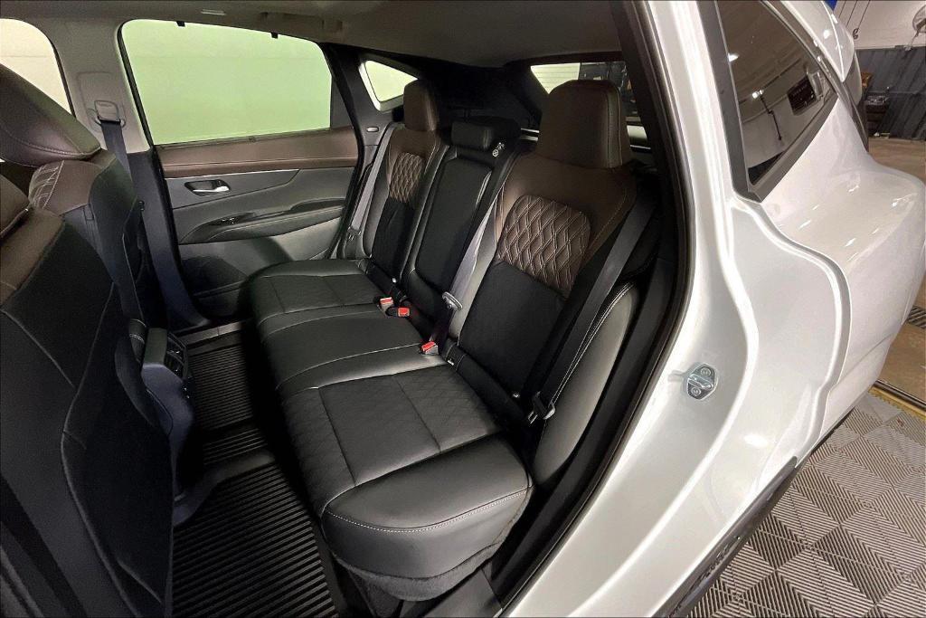 new 2025 Nissan Murano car, priced at $50,422