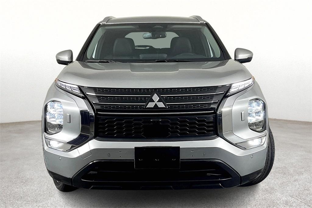 used 2024 Mitsubishi Outlander PHEV car, priced at $37,600