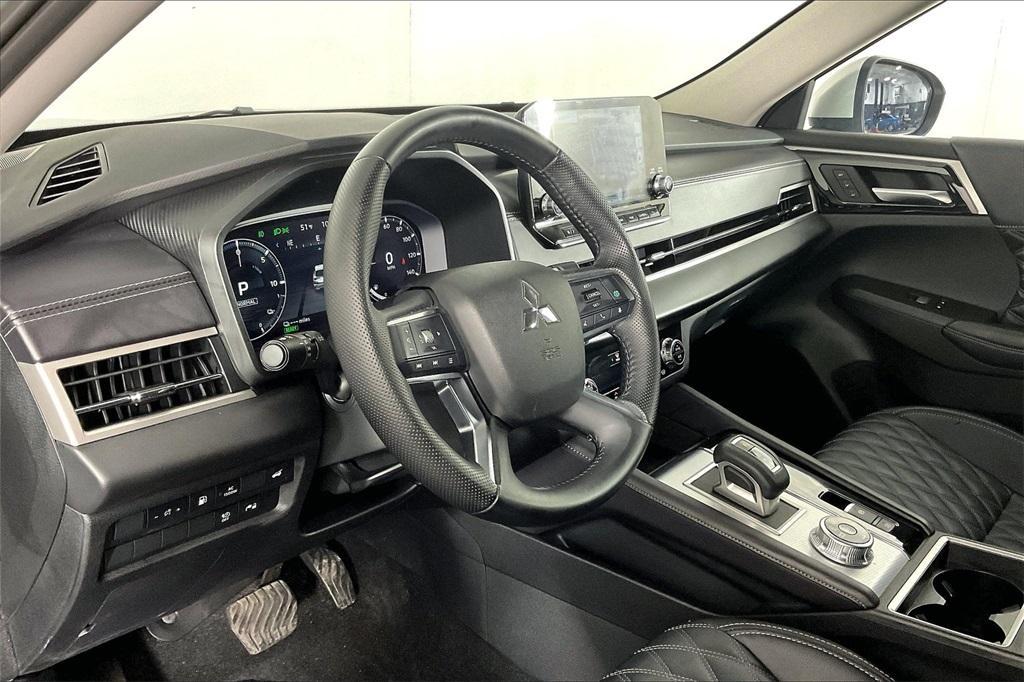 used 2024 Mitsubishi Outlander PHEV car, priced at $37,600