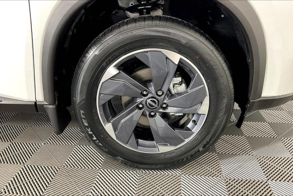 new 2026 Nissan Rogue car, priced at $31,561