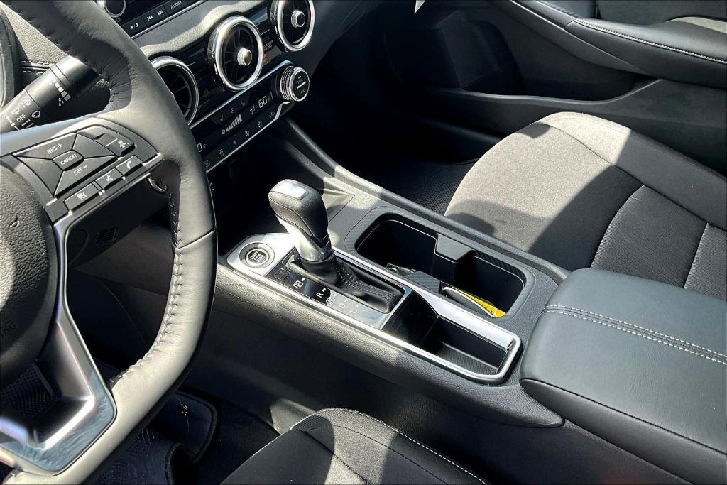 new 2025 Nissan Sentra car, priced at $25,705