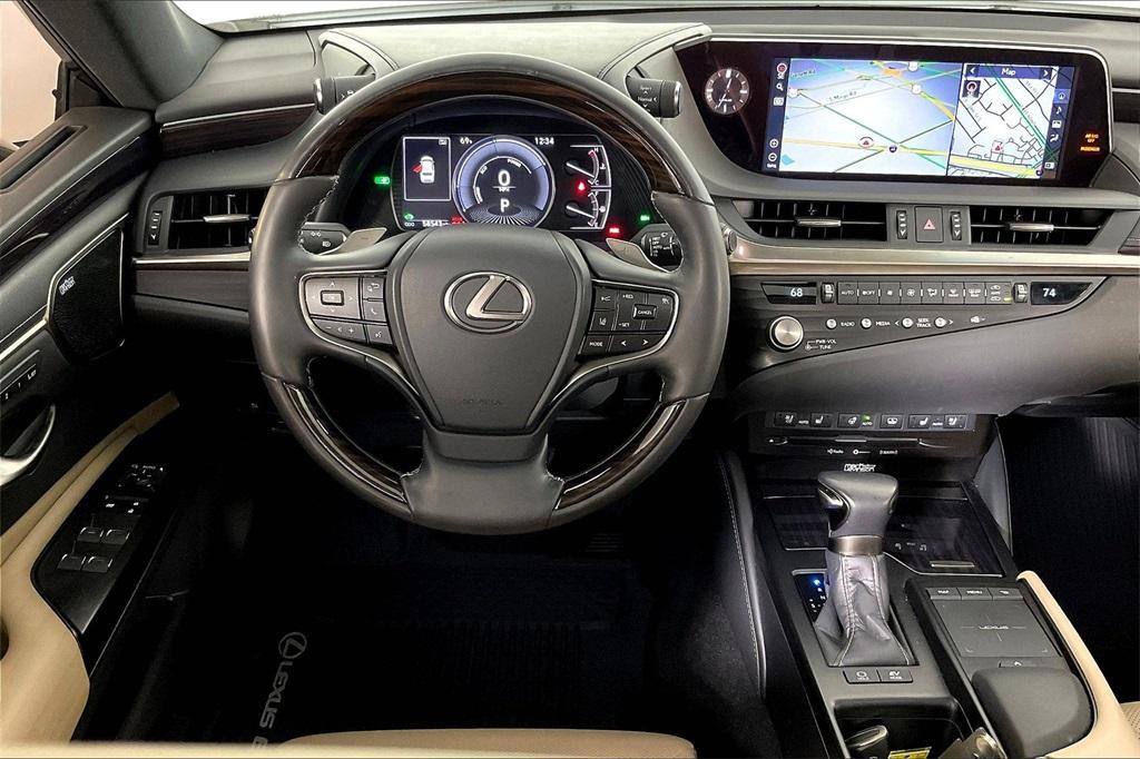 used 2021 Lexus ES 300h car, priced at $31,733