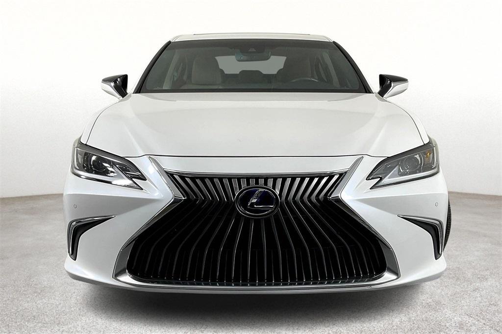 used 2021 Lexus ES 300h car, priced at $31,733