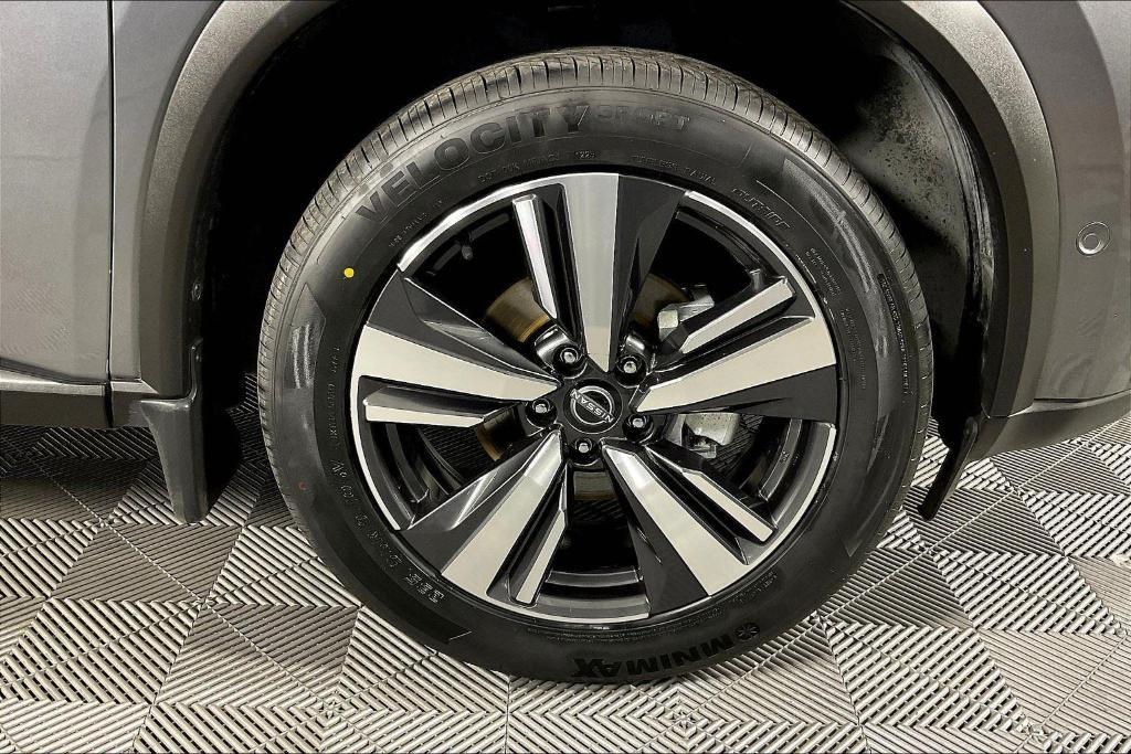 used 2022 Nissan Rogue car, priced at $27,977