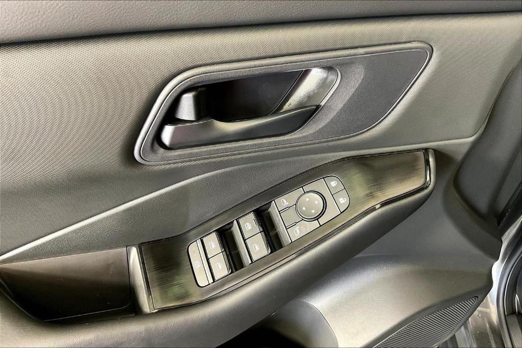 new 2026 Nissan Rogue car, priced at $31,010