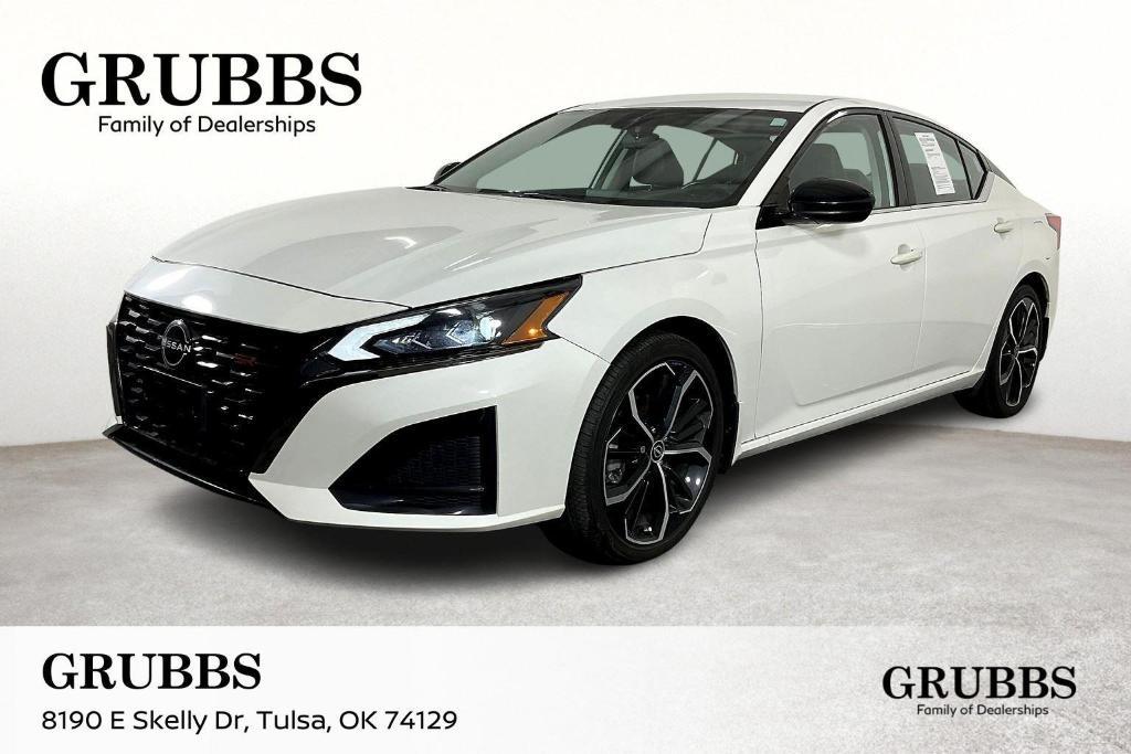 used 2023 Nissan Altima car, priced at $23,267