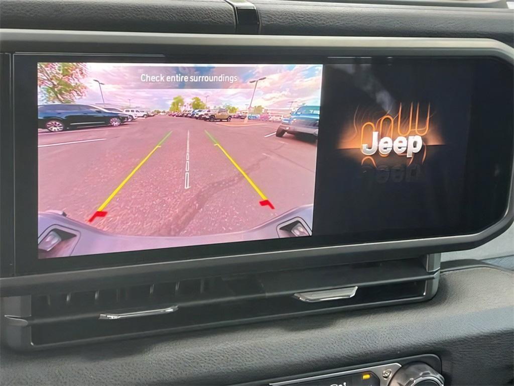 new 2025 Jeep Gladiator car, priced at $43,320