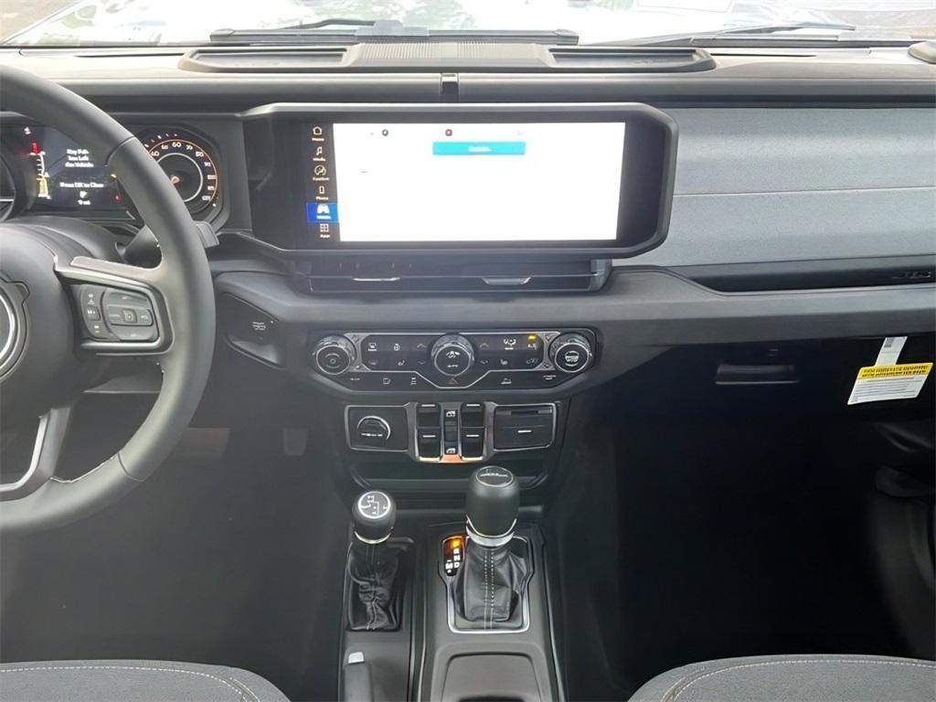 new 2025 Jeep Gladiator car, priced at $43,320