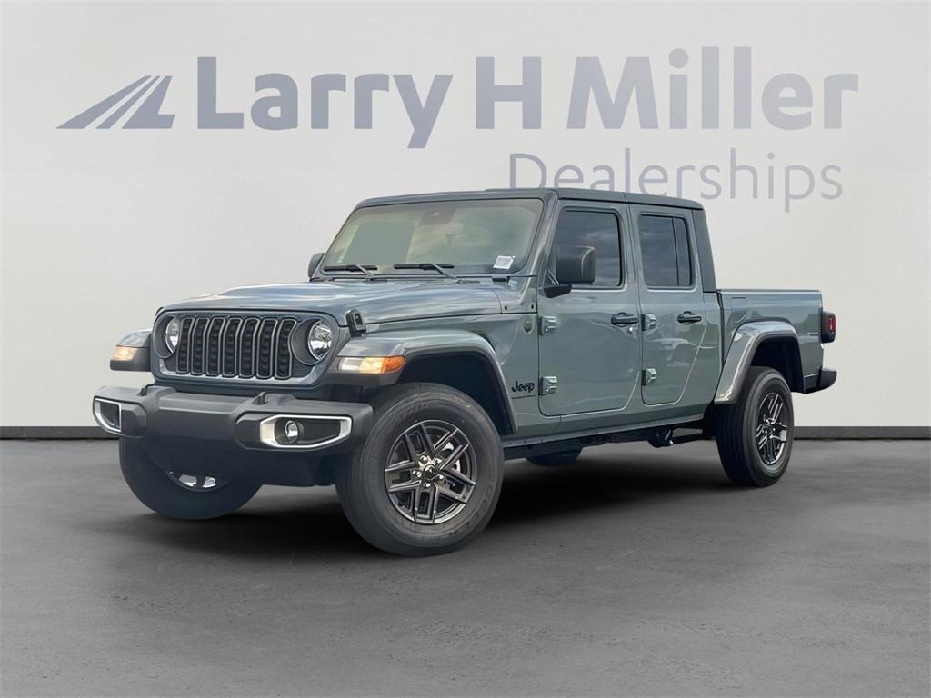 new 2025 Jeep Gladiator car, priced at $43,320
