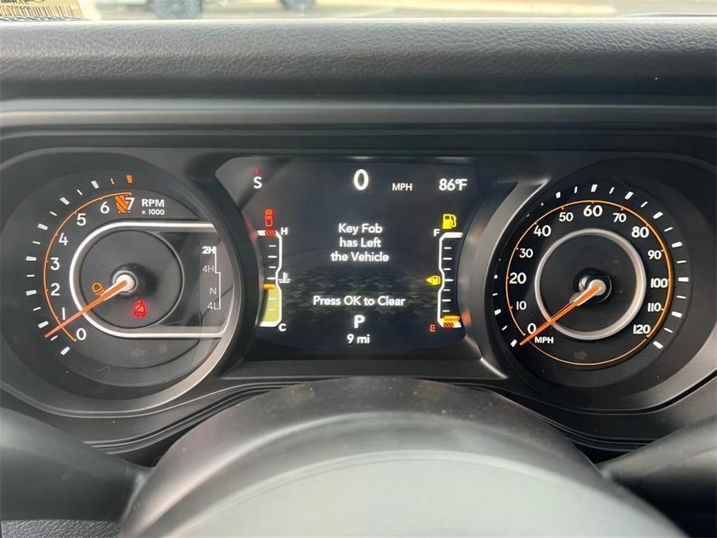 new 2025 Jeep Gladiator car, priced at $43,320