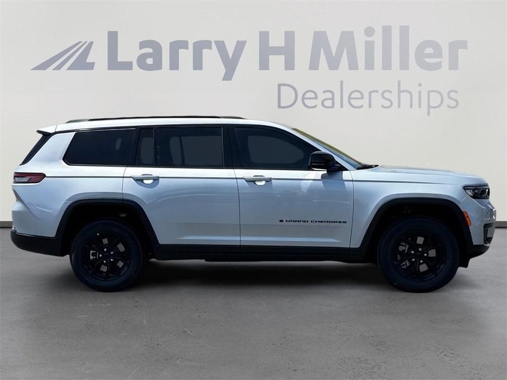 new 2025 Jeep Grand Cherokee L car, priced at $42,422