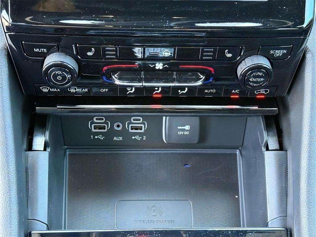 new 2025 Jeep Grand Cherokee L car, priced at $42,422