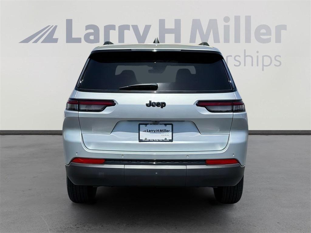 new 2025 Jeep Grand Cherokee L car, priced at $42,422
