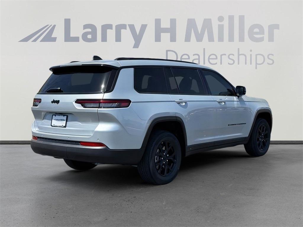 new 2025 Jeep Grand Cherokee L car, priced at $42,422