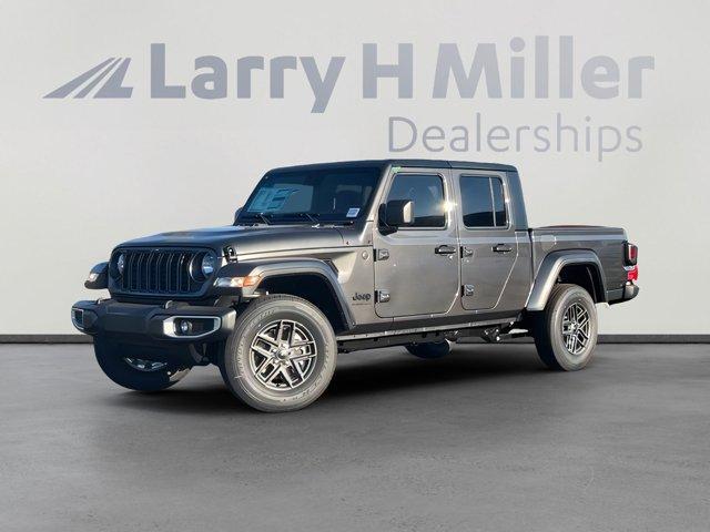new 2025 Jeep Gladiator car, priced at $44,572