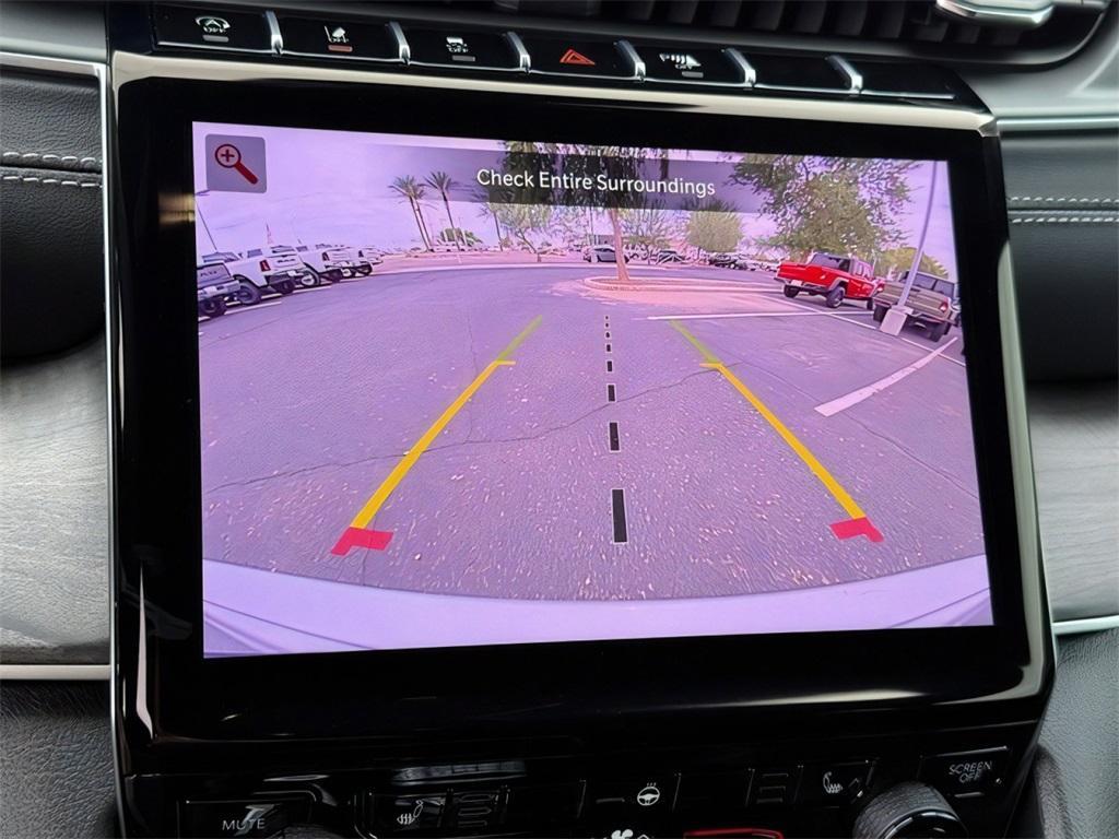 new 2025 Jeep Grand Cherokee car, priced at $45,862