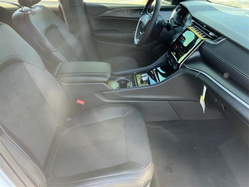 new 2025 Jeep Grand Cherokee car, priced at $39,957