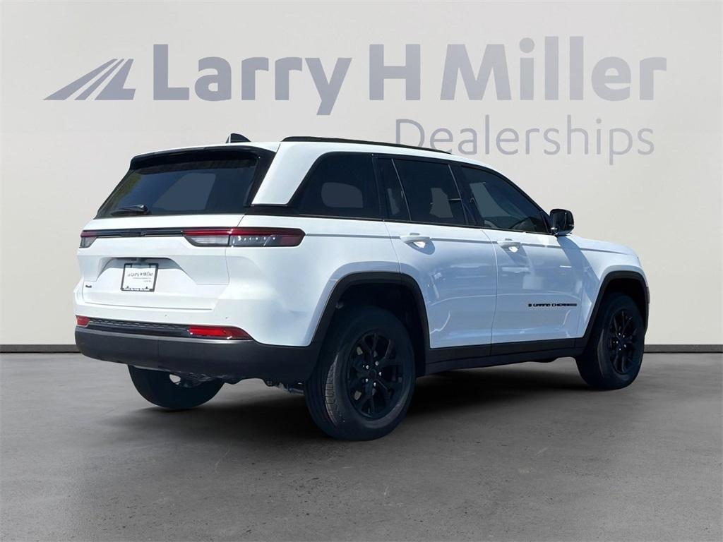 new 2025 Jeep Grand Cherokee car, priced at $39,957