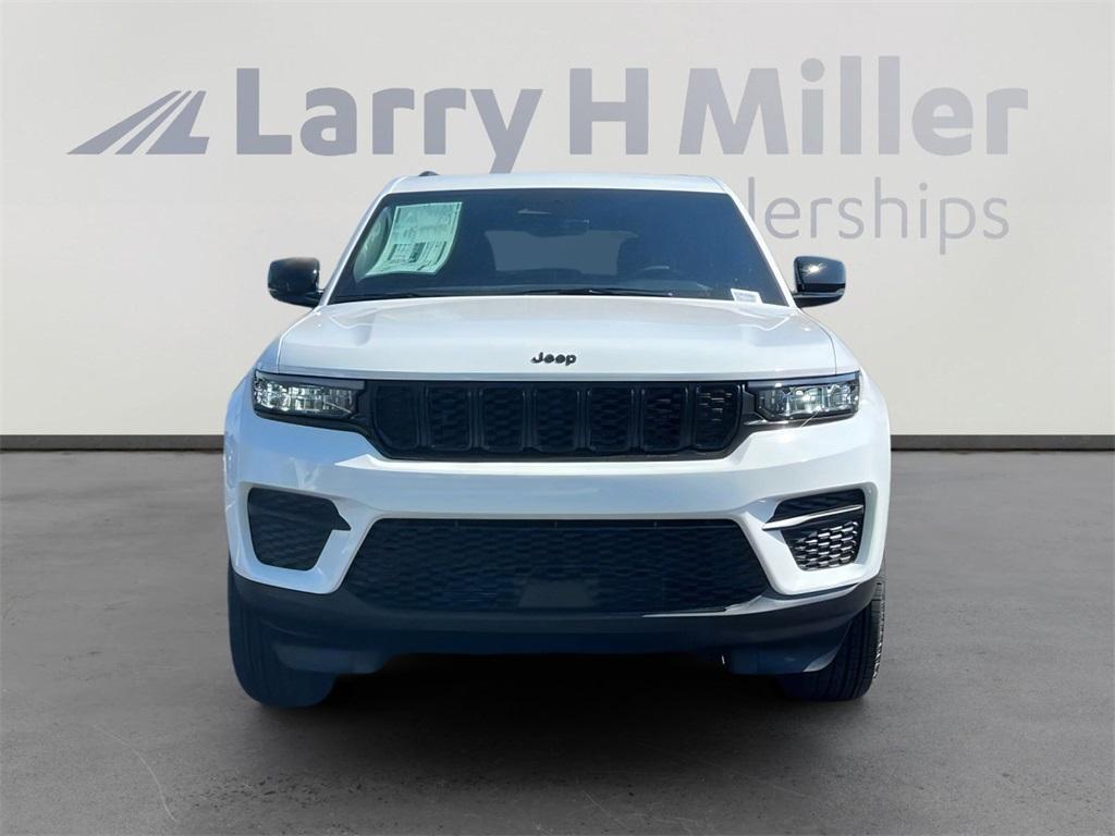 new 2025 Jeep Grand Cherokee car, priced at $39,957