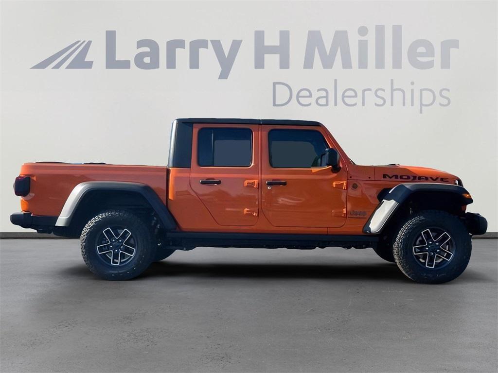 new 2025 Jeep Gladiator car, priced at $44,788