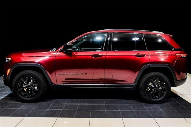 new 2024 Jeep Grand Cherokee car, priced at $44,902