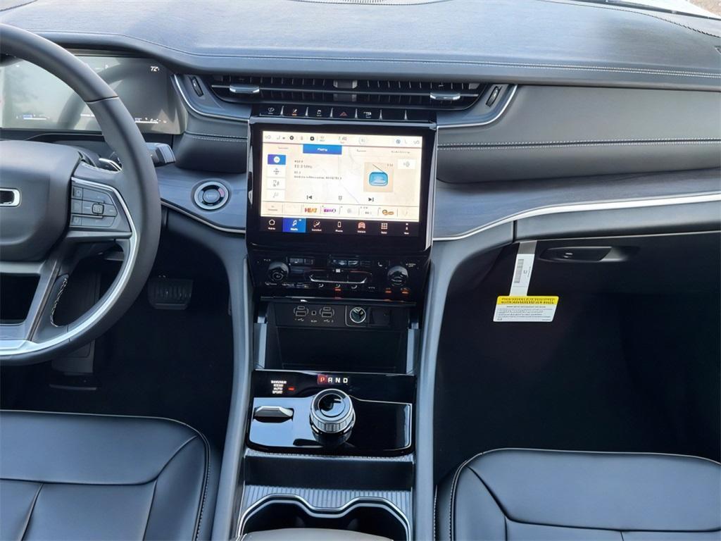new 2025 Jeep Grand Cherokee car, priced at $39,492