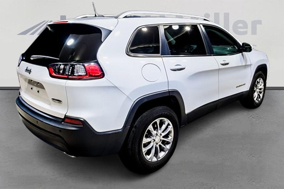 used 2021 Jeep Cherokee car, priced at $22,300