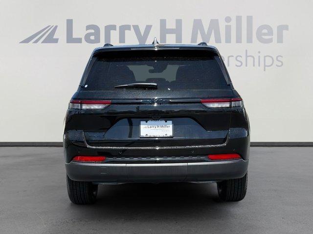 new 2025 Jeep Grand Cherokee car, priced at $41,372