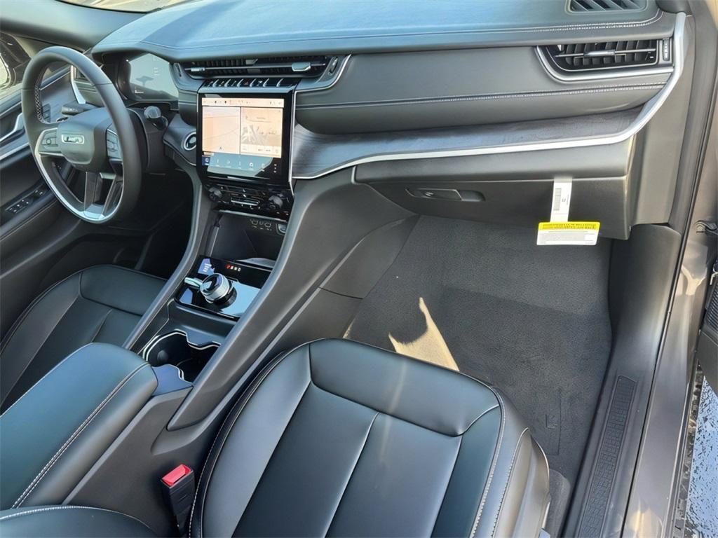 new 2025 Jeep Grand Cherokee L car, priced at $48,342