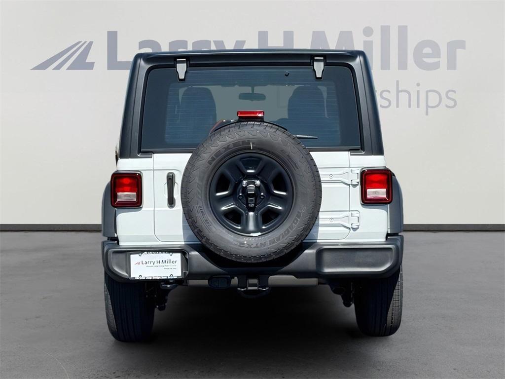 new 2026 Jeep Wrangler car, priced at $43,670