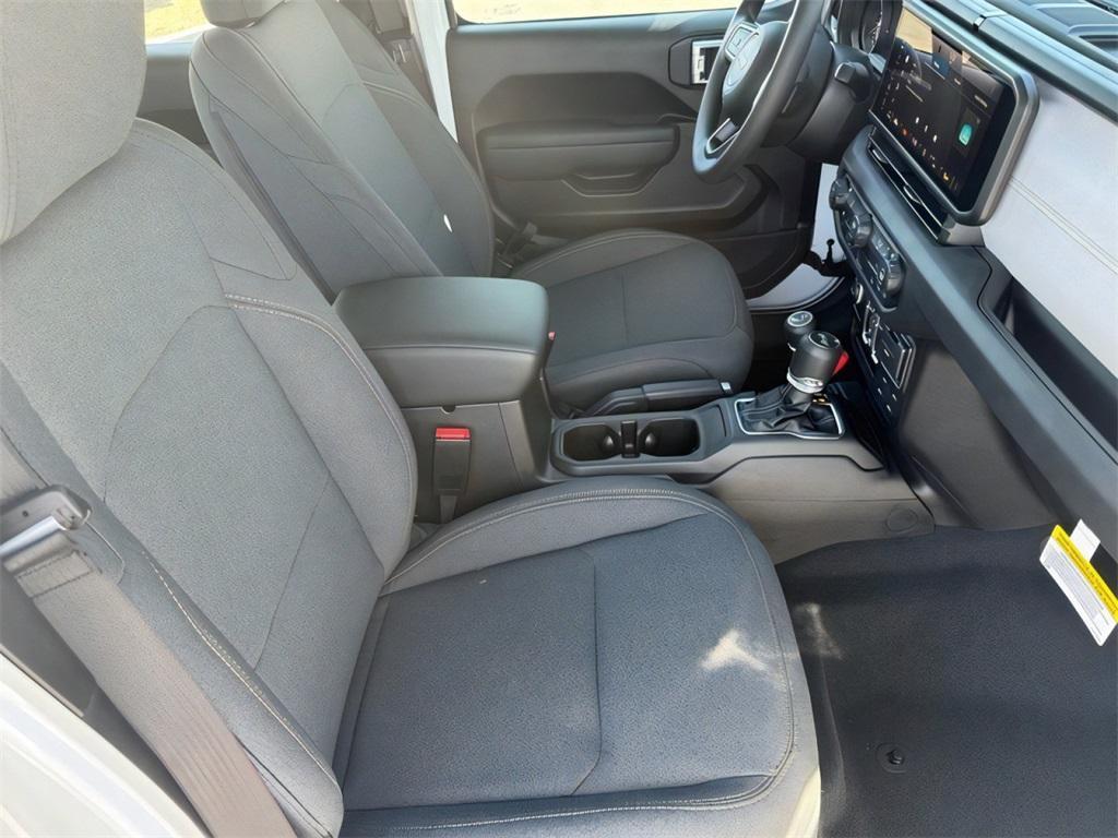 new 2026 Jeep Wrangler car, priced at $43,670