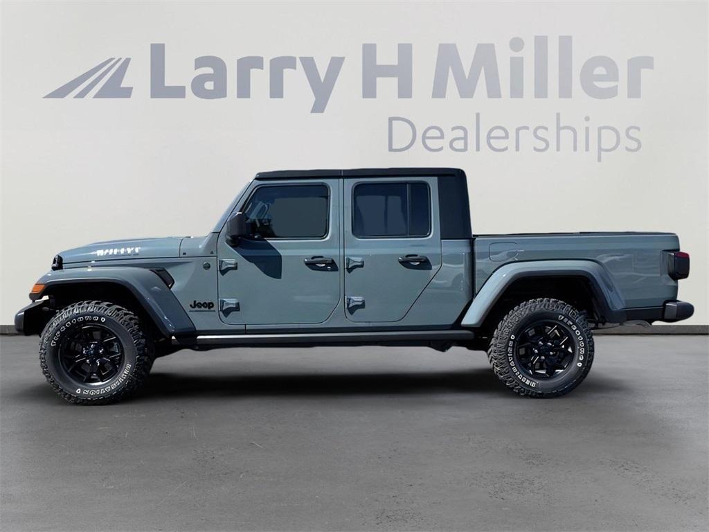 new 2025 Jeep Gladiator car, priced at $45,577