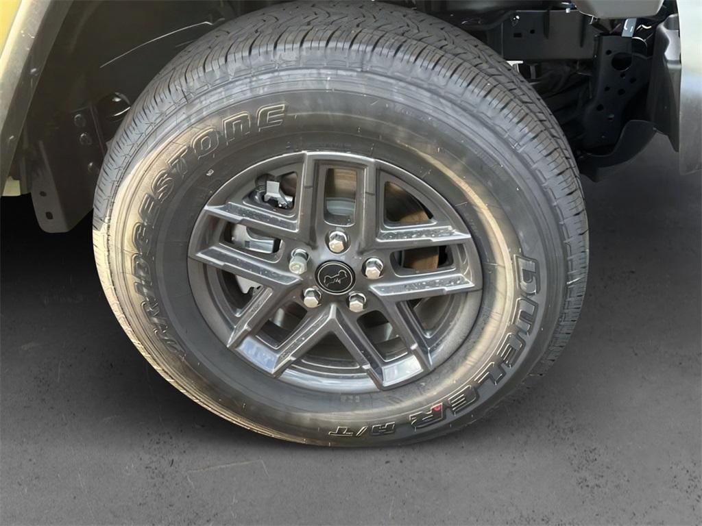 new 2025 Jeep Gladiator car, priced at $42,820