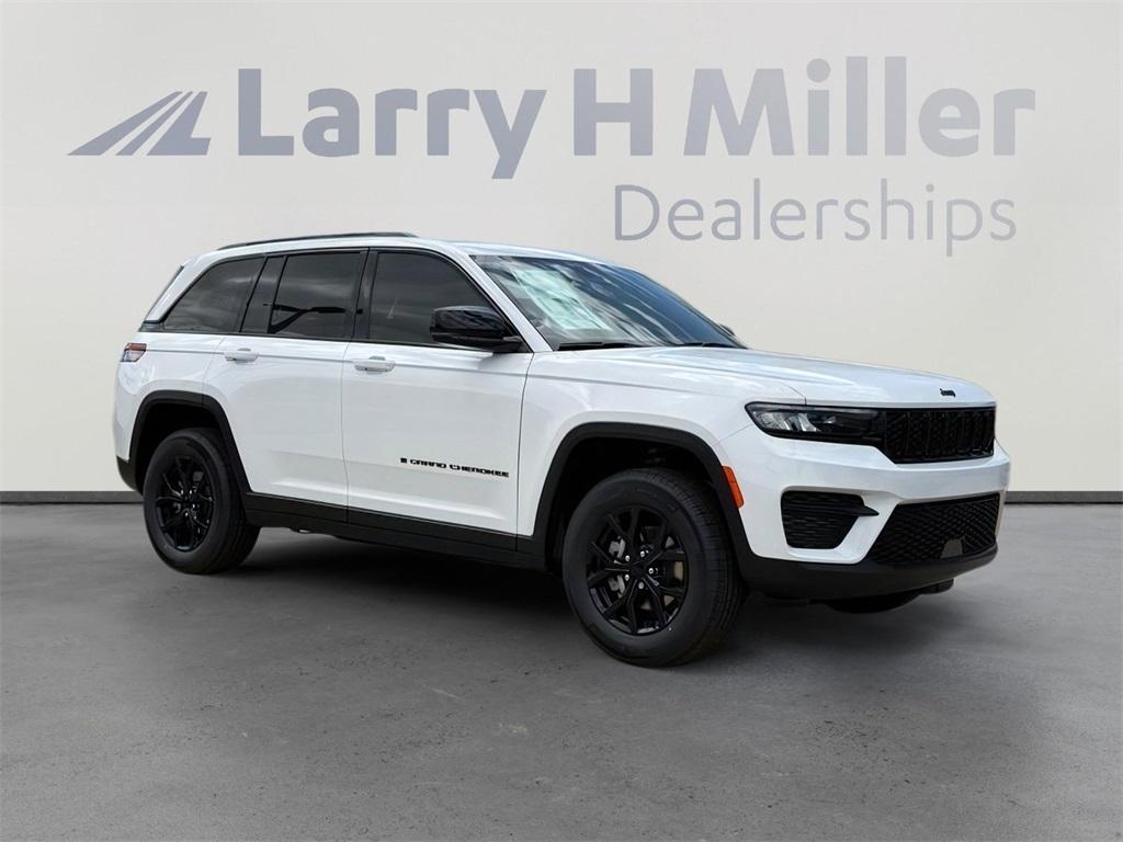 new 2025 Jeep Grand Cherokee car, priced at $44,977