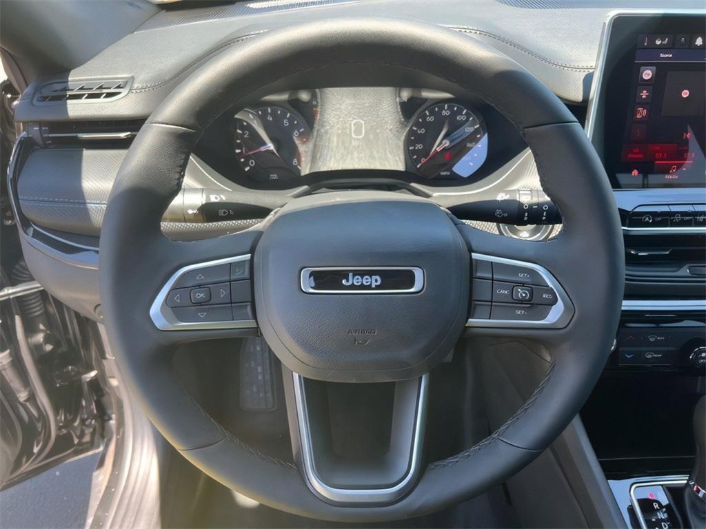new 2025 Jeep Compass car, priced at $25,602
