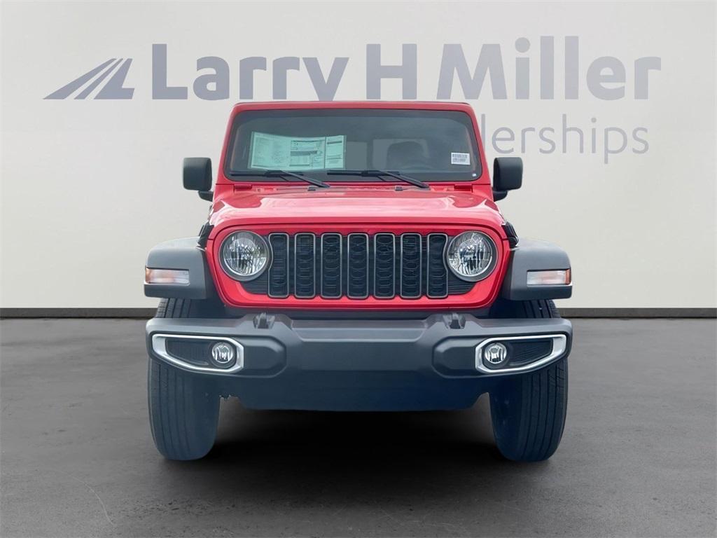 new 2025 Jeep Gladiator car, priced at $38,934