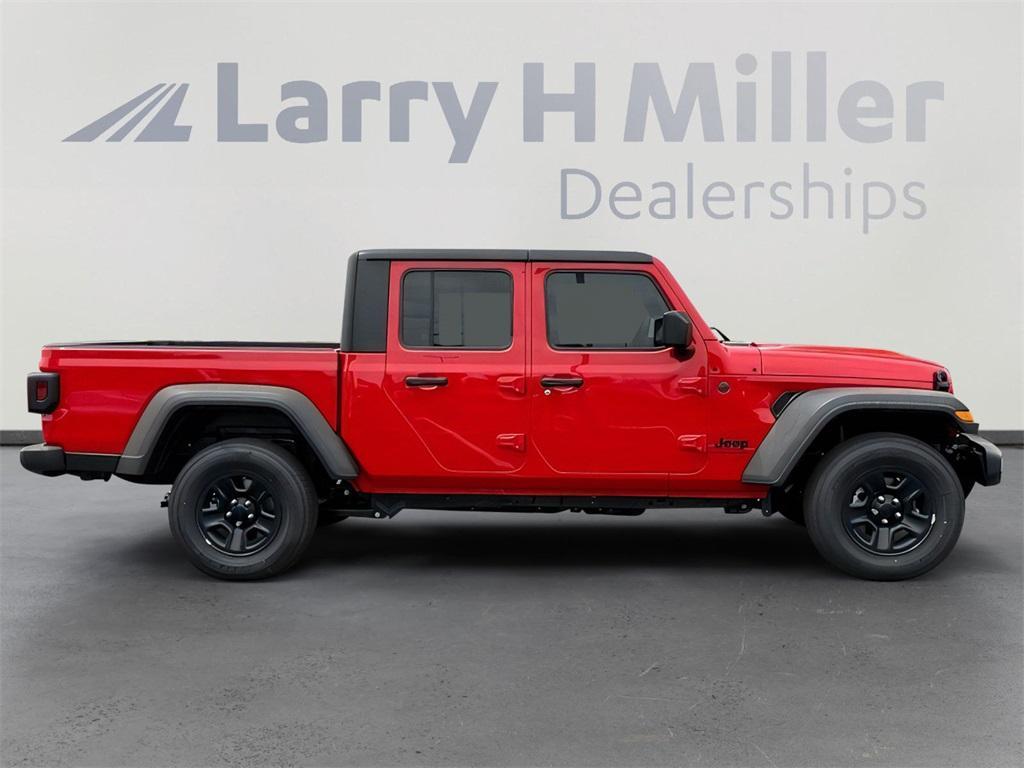 new 2025 Jeep Gladiator car, priced at $35,277