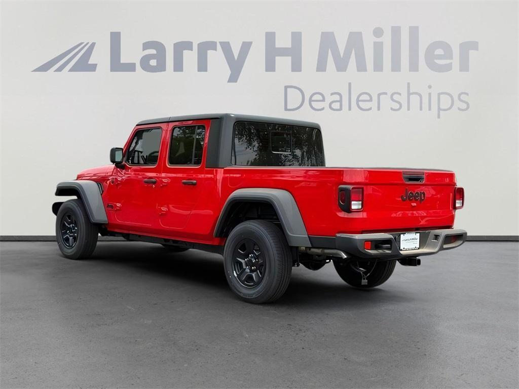new 2025 Jeep Gladiator car, priced at $35,277