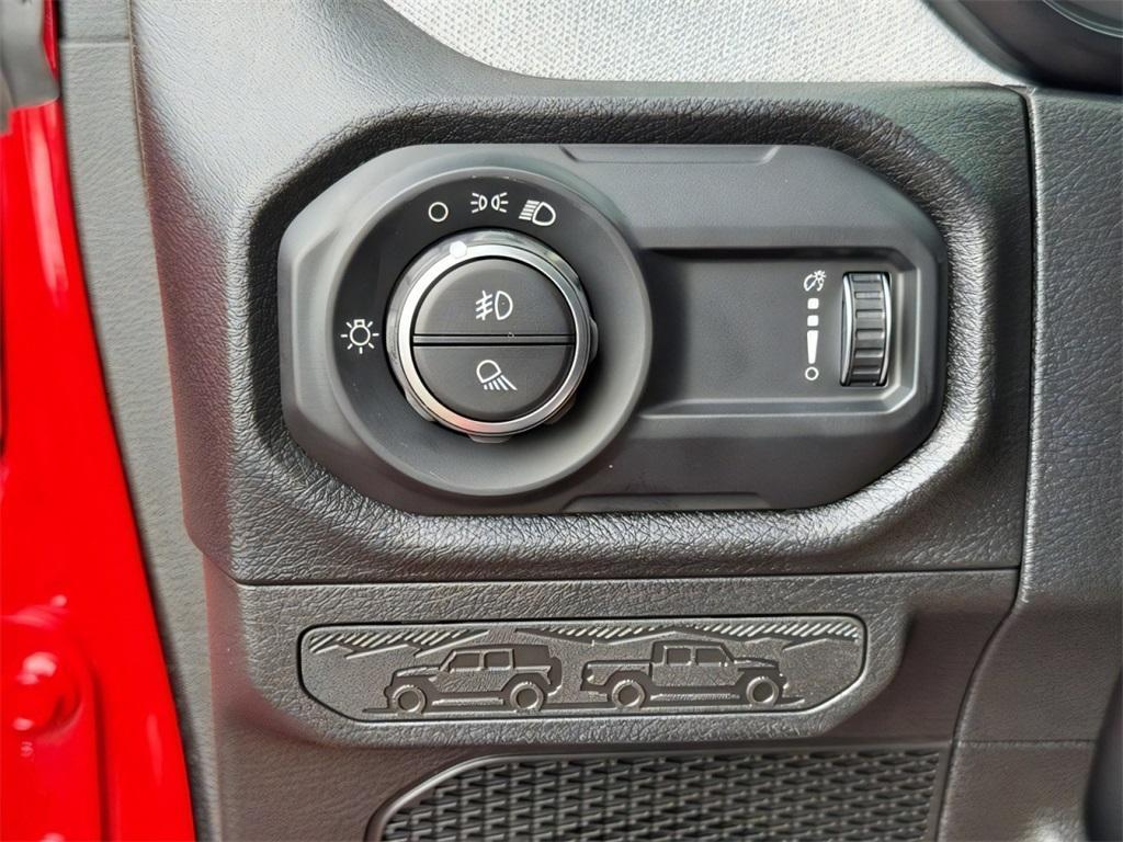 new 2025 Jeep Gladiator car, priced at $35,277