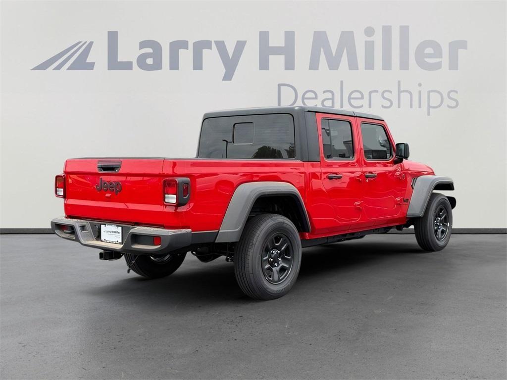 new 2025 Jeep Gladiator car, priced at $35,277