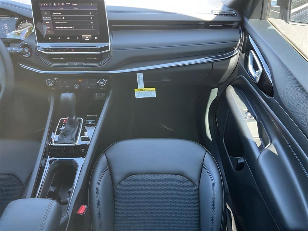 new 2025 Jeep Compass car, priced at $25,602