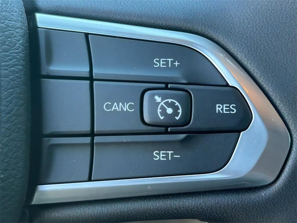 new 2025 Jeep Compass car, priced at $25,602