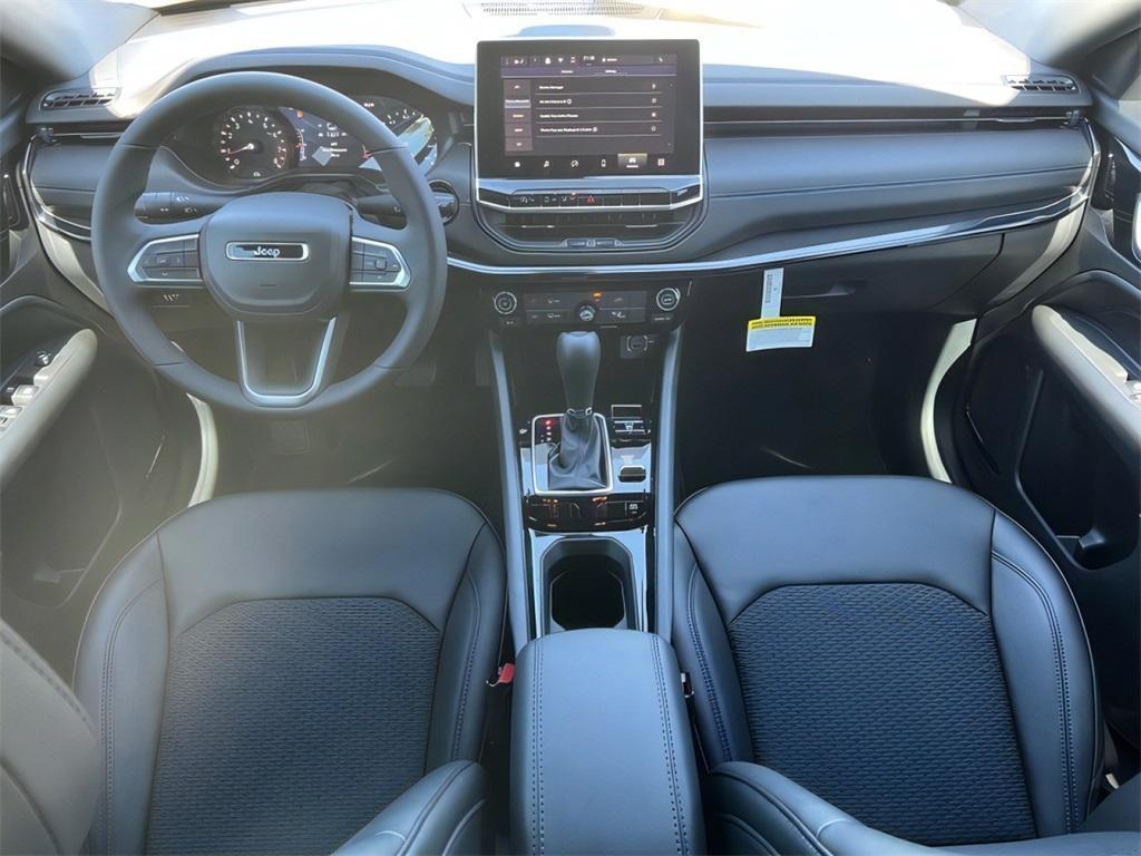 new 2025 Jeep Compass car, priced at $25,602