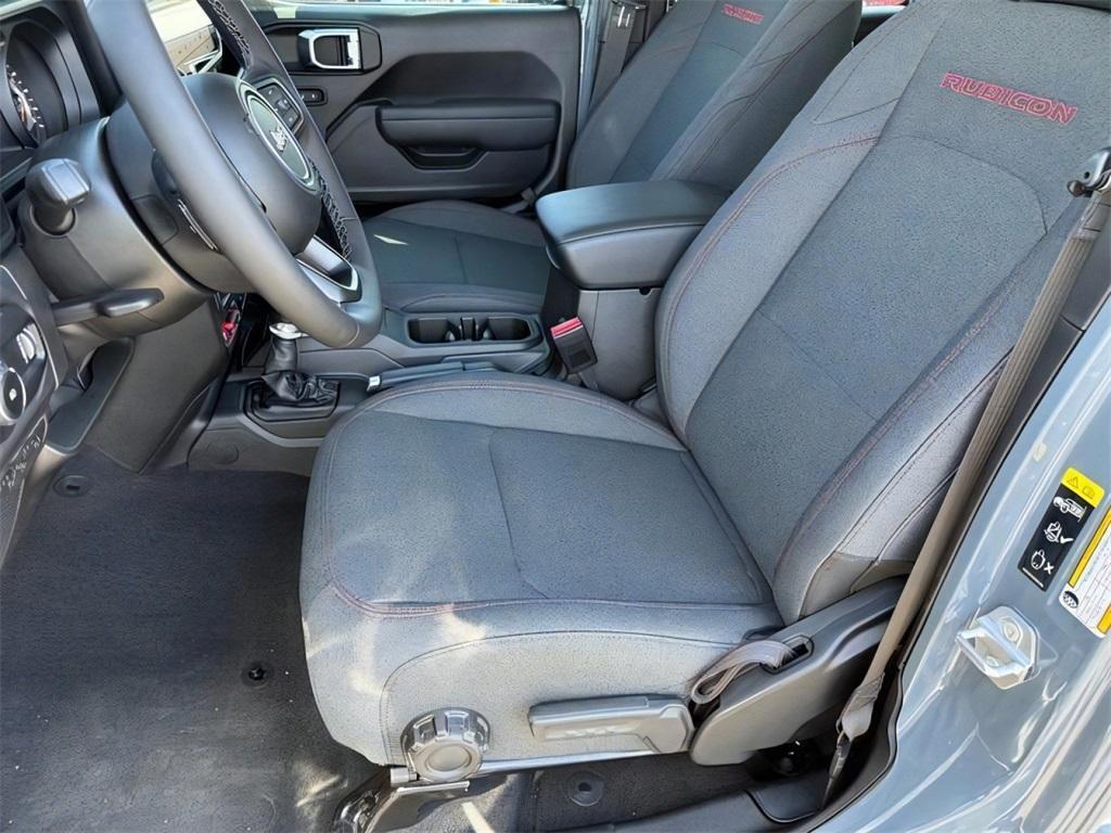 new 2025 Jeep Wrangler car, priced at $55,920