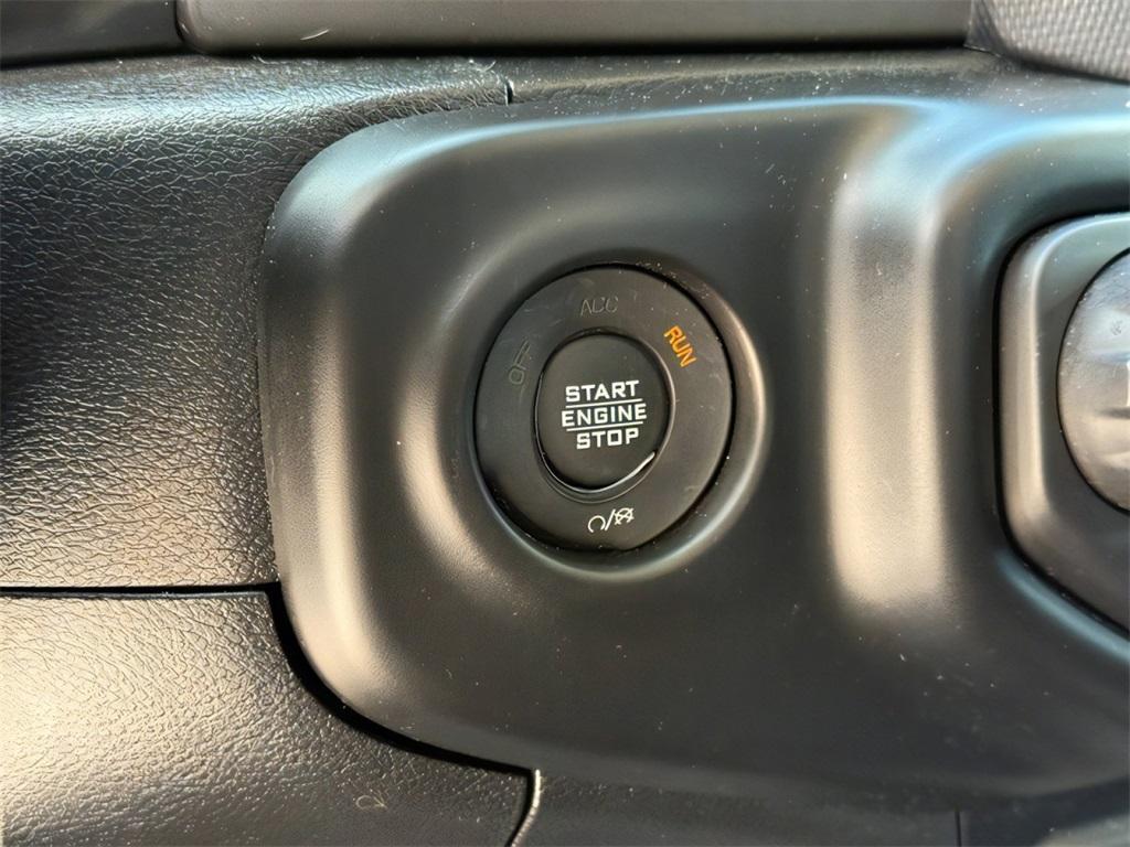 used 2020 Jeep Gladiator car, priced at $27,000