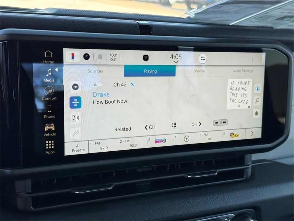 new 2025 Jeep Gladiator car, priced at $38,764