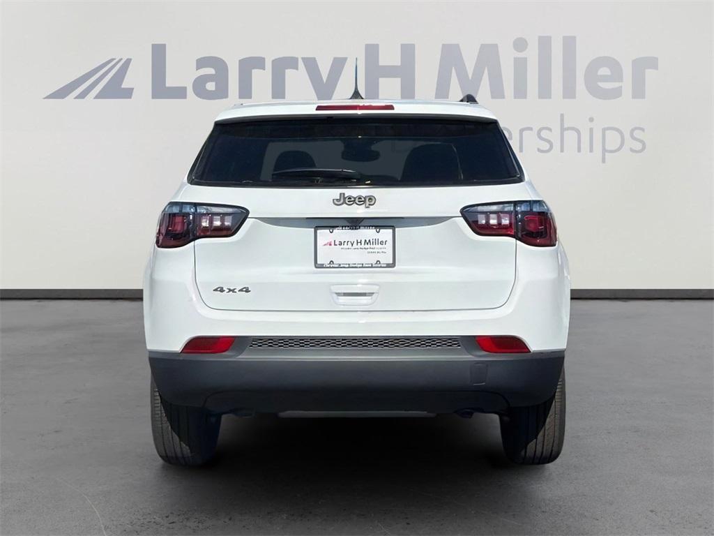 new 2025 Jeep Compass car, priced at $30,210