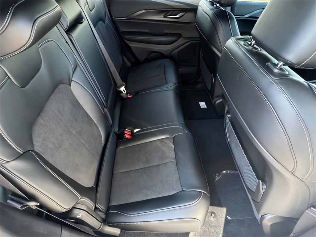 new 2025 Jeep Grand Cherokee car, priced at $37,227