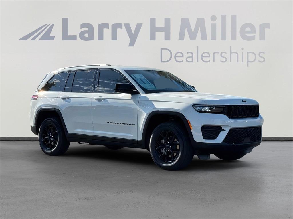 new 2025 Jeep Grand Cherokee car, priced at $37,227