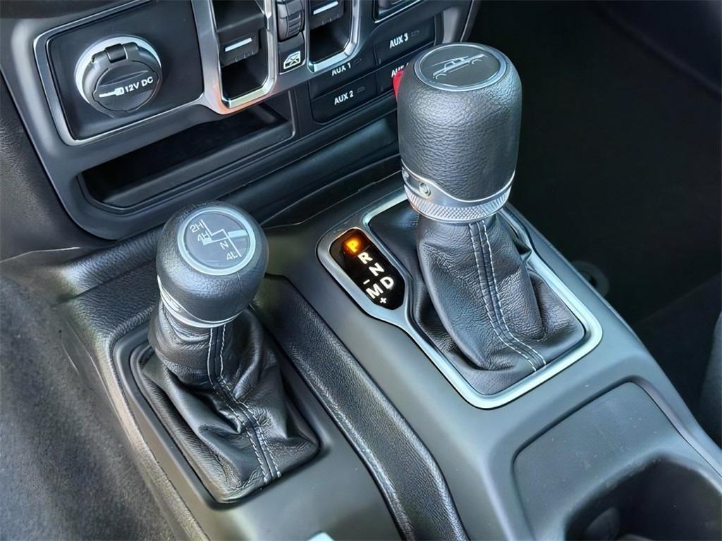 new 2025 Jeep Gladiator car, priced at $44,445
